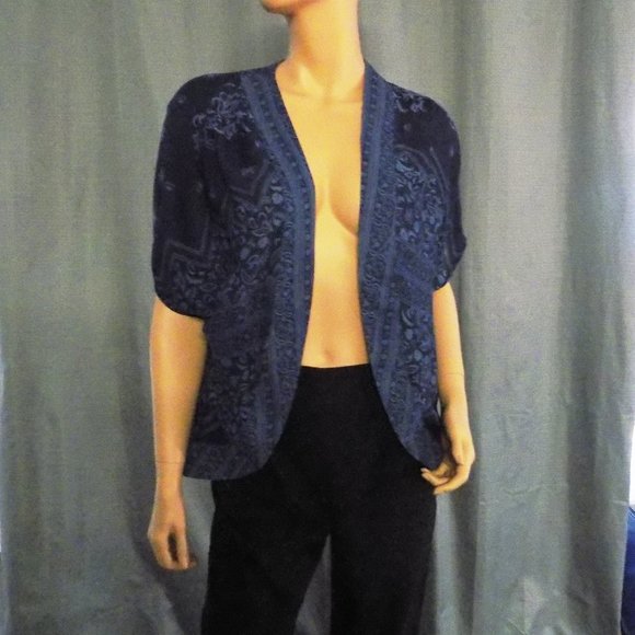 Forever 21 Unique Blue Cover Blouse - Picture 2 of 5